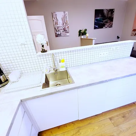 Apartman Barona Przy Termach Cieplickich *