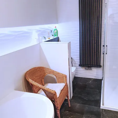 Barona Przy Termach Cieplickich Apartman *